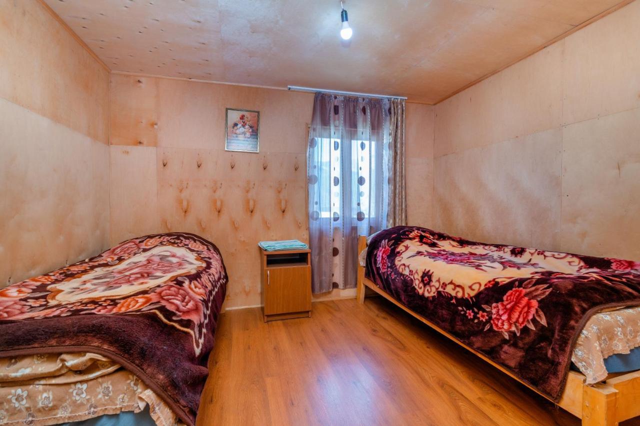 Guest House Old Omalo Luaran gambar